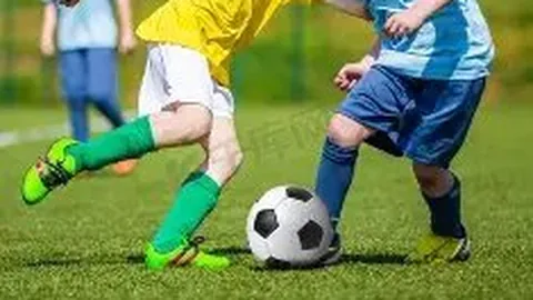 2025年鄂尔多斯暖城足球联赛圆满收官